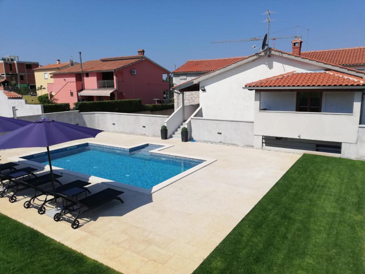 Holiday Home Victoria Porec Luaran gambar